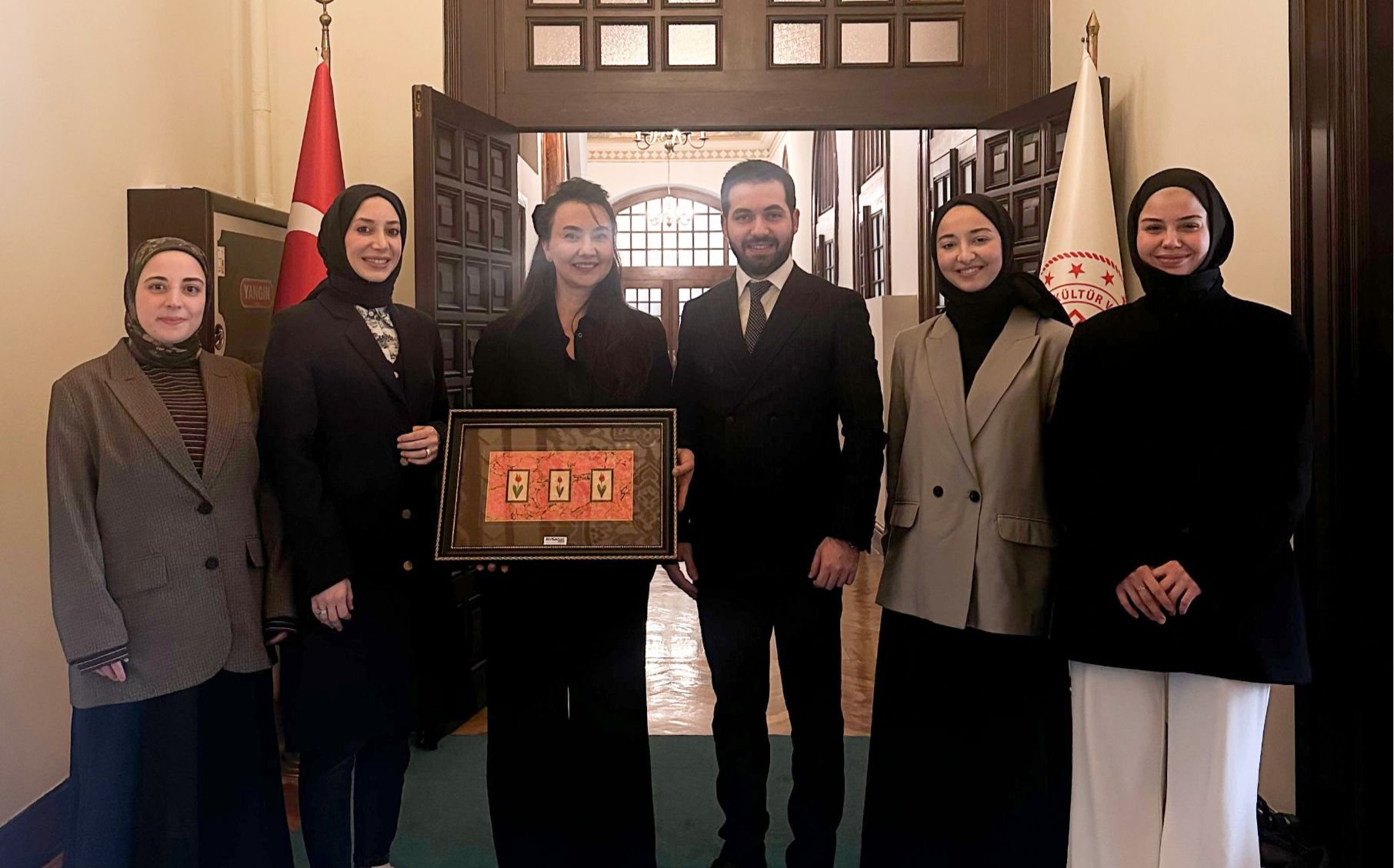 BirSanat.com’dan Bahar Çakırhan’a ‘Sanat’ Ziyareti